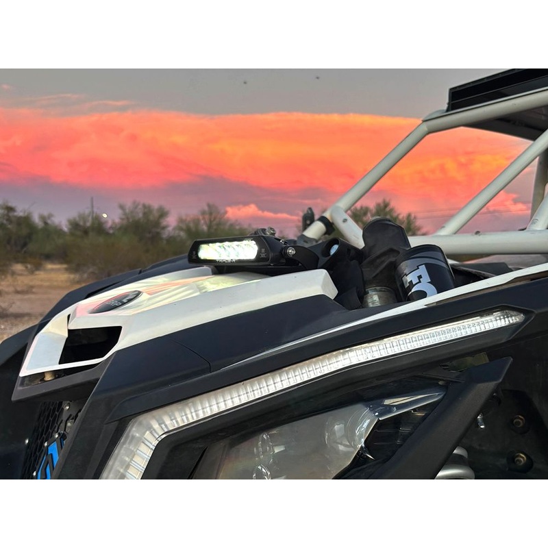 Tripple R ’17+ Can-Am Maverick X3 Shock Tower Light Bar Mount – Linear 6